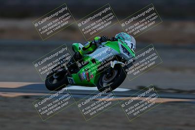 media/Jan-15-2022-CVMA (Sat) [[711e484971]]/Race 15 500 Supersport-350 Supersport/